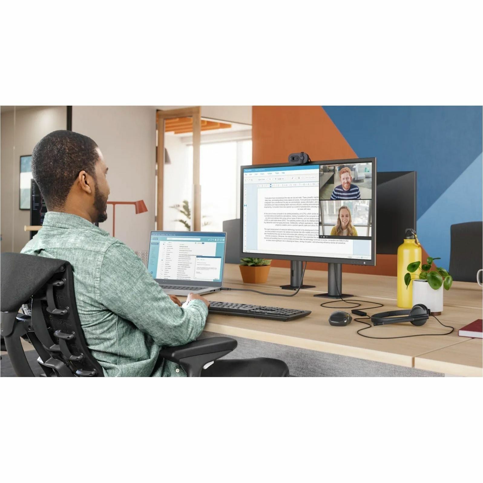 Logitech BRIO 105 Webcam - Graphite Logitech BRIO 105 Webcam - Graphite
